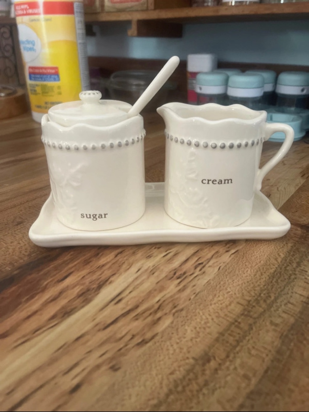 Ceramic Sugar and Creamer Set in White with Tray - Classic Tabletop Serving